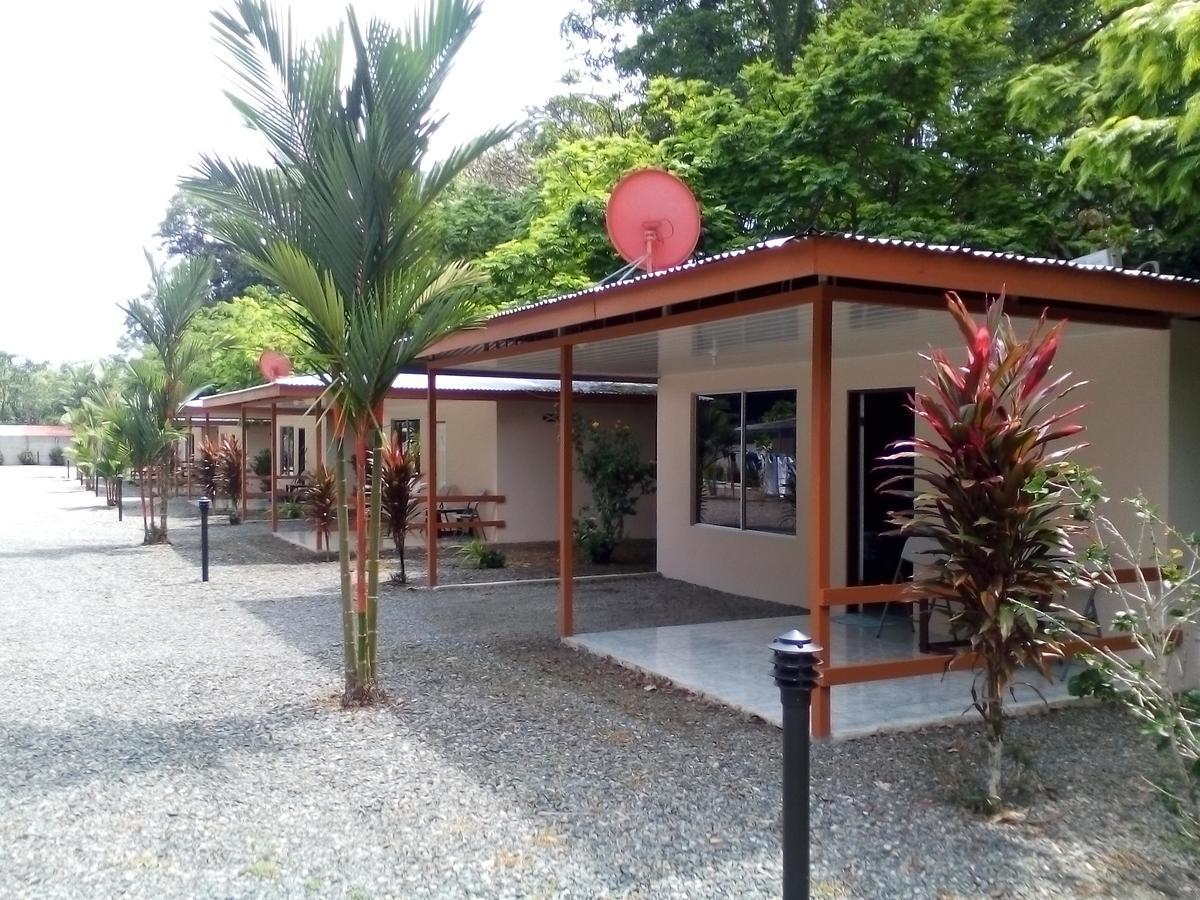 Puerto Vargas Lodge Cahuita Eksteriør billede